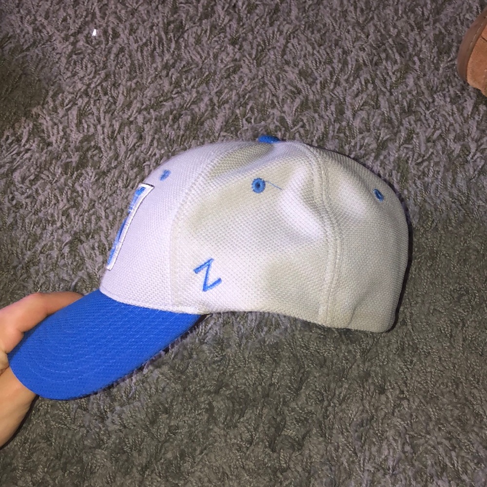 New York Rangers hat - Picture 2 of 4